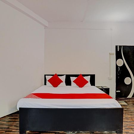 Hotel O Samrat Ghaziabad Esterno foto